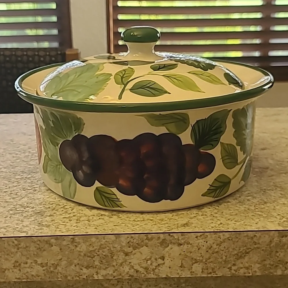 Sakura Fruit Pattern Ceramic Casserole Dish